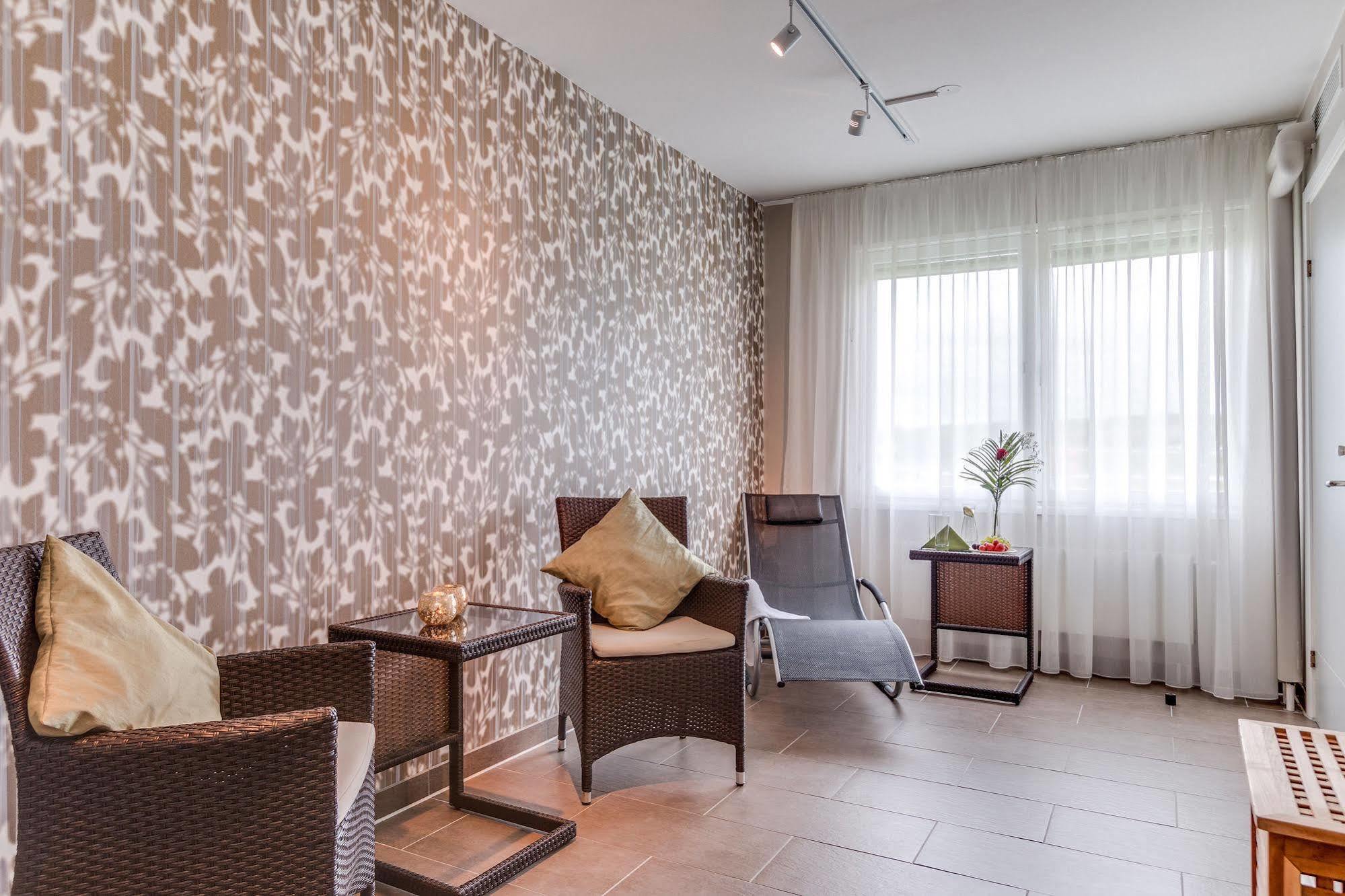 Good Morning+ Nykoeping Hotel Ngoại thất bức ảnh